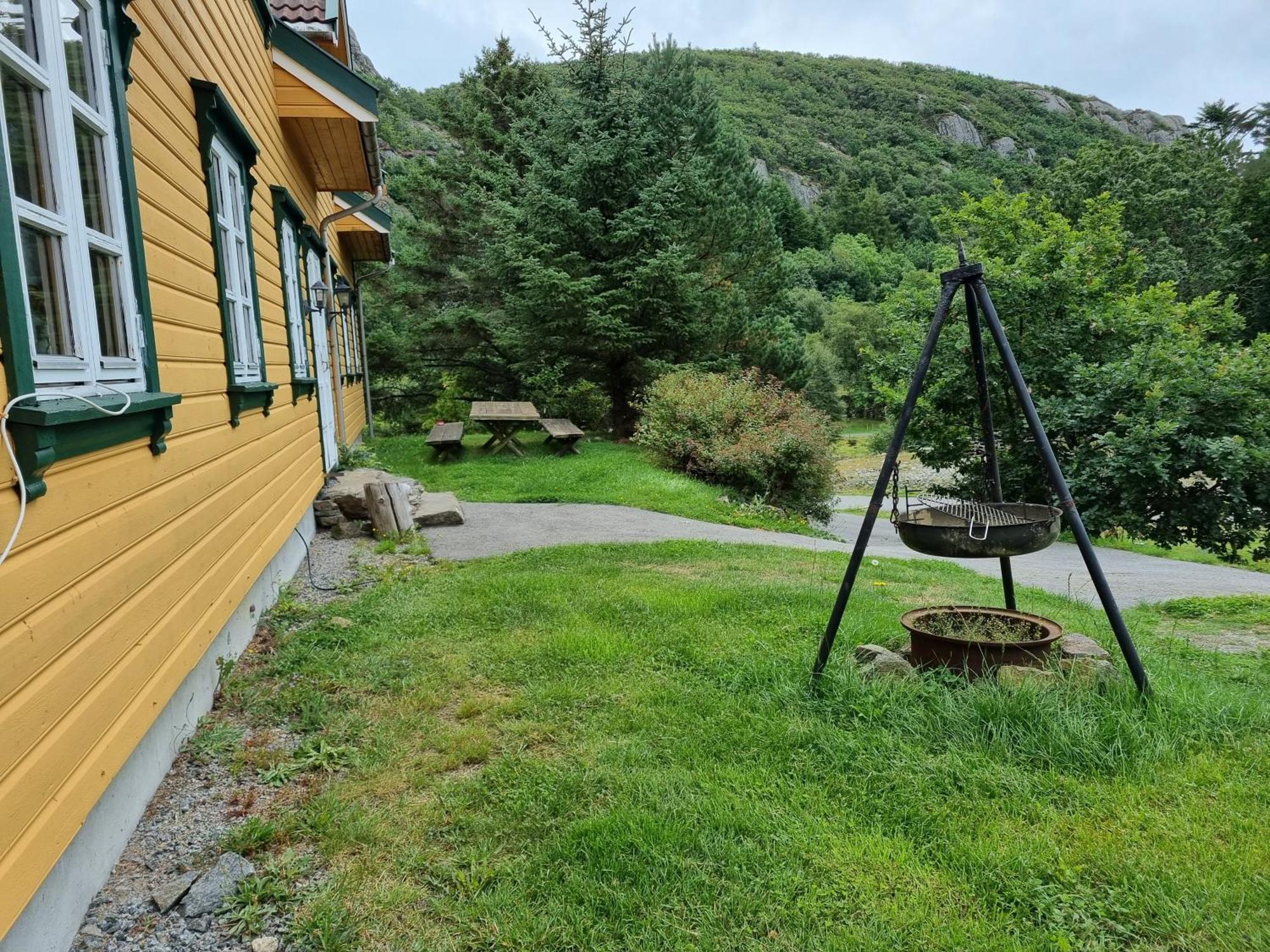 Hausvikstranda Lyngdal Room photo